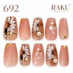 692 ネイルチップ ホワイトフラワー パール シェル 上品 結婚式 お呼ばれ コフィン ミディアム RAKU
