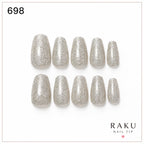 698 ネイルチップ シルバーラメ ミディアム コフィン ナチュラル 上品 キラキラ 華やか パーティー 結婚式  10枚セット RAKU
